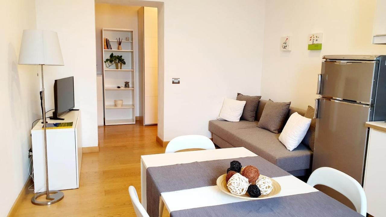 Almare - Sea Front Apartment Livorno Luaran gambar